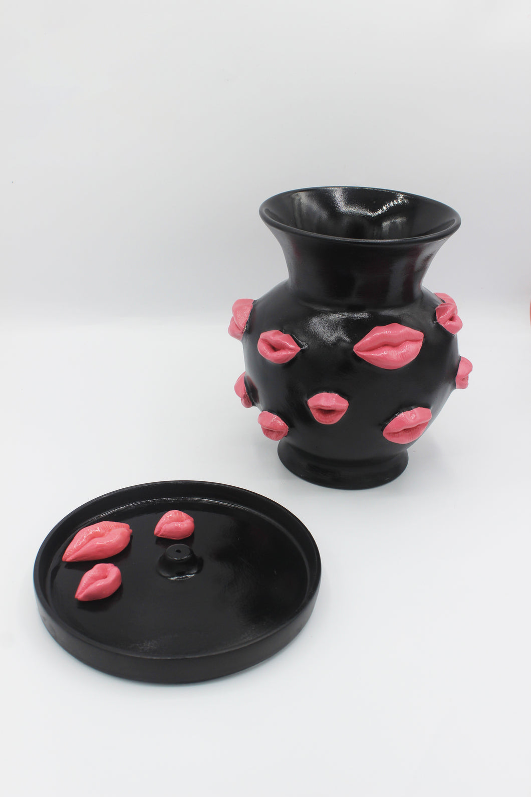 {ONE OFF, READY TO SHIP} MEDIUM BLACK LIPS VASE AND INSENSE BURNER SET