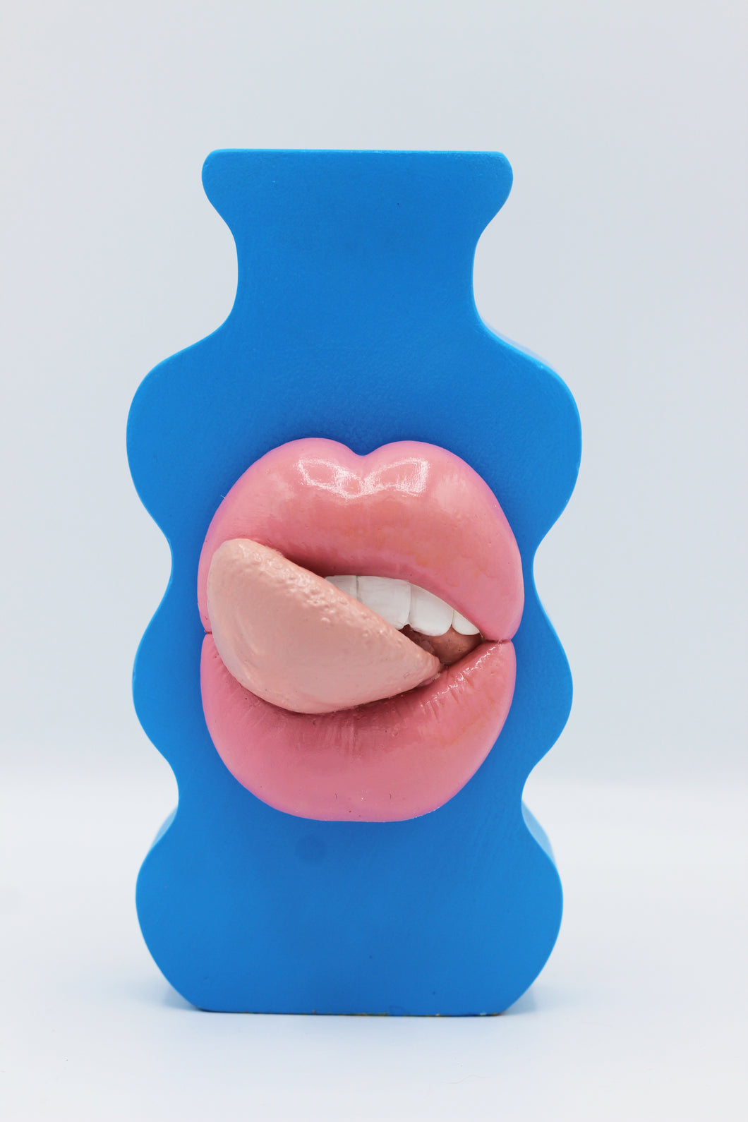 {MADE TO ORDER} BLUE DOUBLE SIDED WIGGLE VASE
