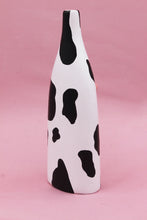 Load image into Gallery viewer, SMUG COW - MEDIUM VASE
