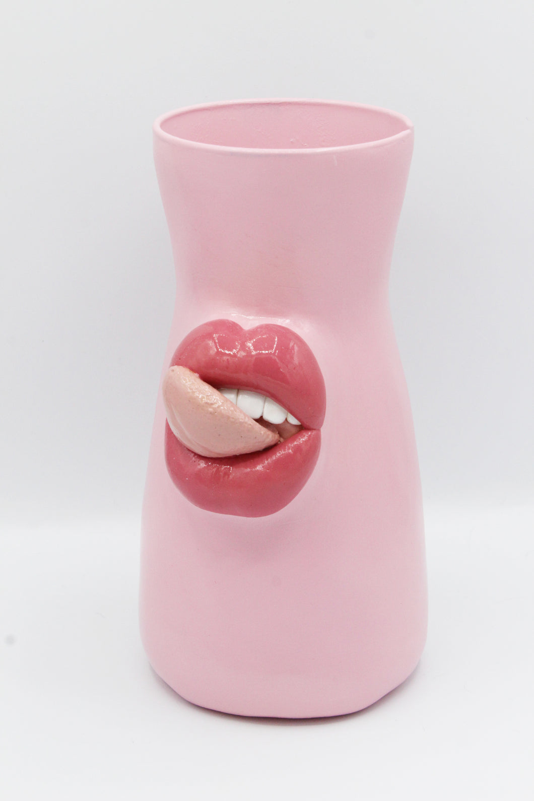 {MADE TO ORDER} MEDIUM PINK VASE